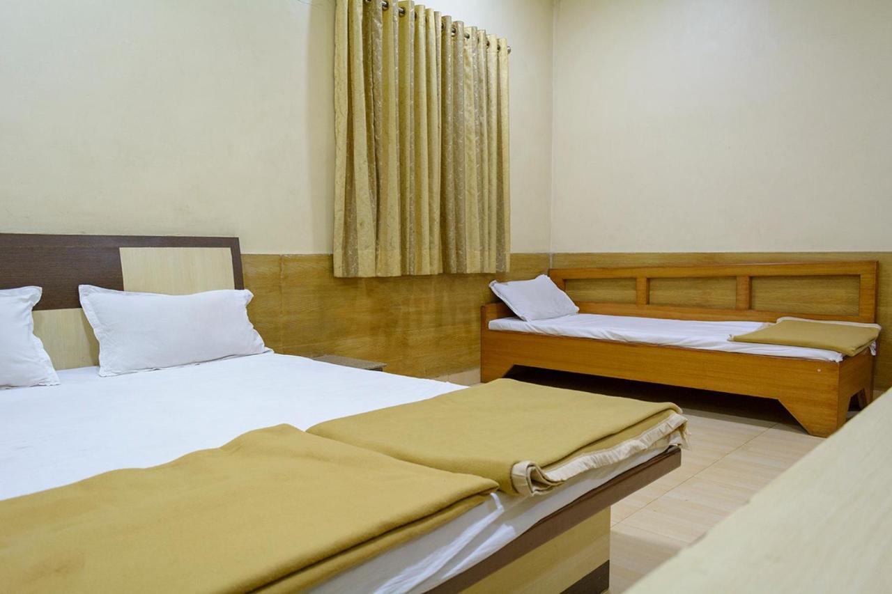 Hotel Mukesh Residency Pune Ngoại thất bức ảnh