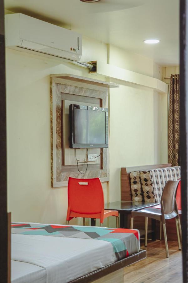 Hotel Mukesh Residency Pune Ngoại thất bức ảnh